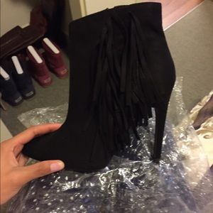 Brand new never worn black booties